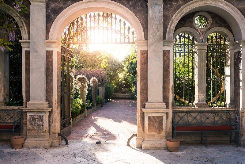Palazzo Margherita Bernalda Exterior photo